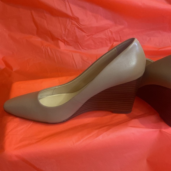 Vince Camuto Shoes - Picture 6 of 14